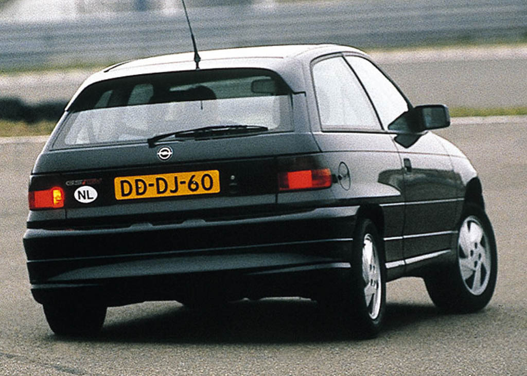 Astra GSi - geschiedenis van de Opel Astra